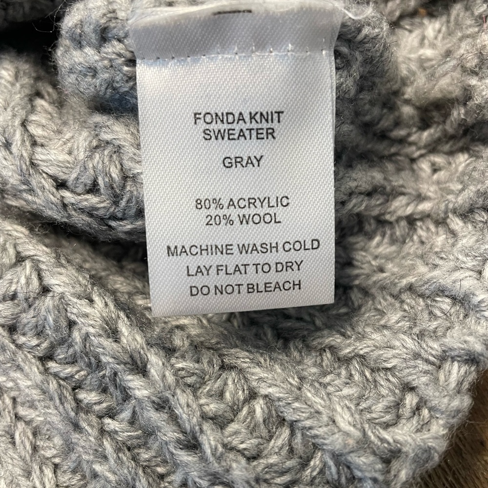 PPLA Distressed Fonda Wool Knit Sweater. *Great Condition* Size S - Picture 3 of 4